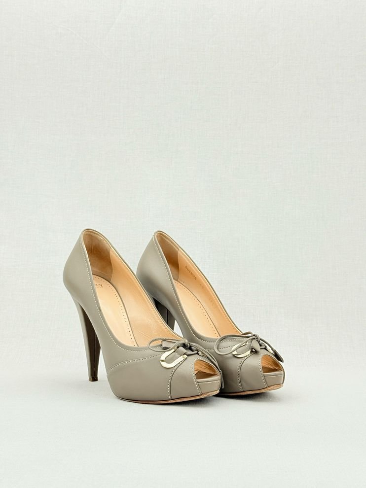 Pre - loved BALLY Grey Size EU 40 Pumps at Reems Closet