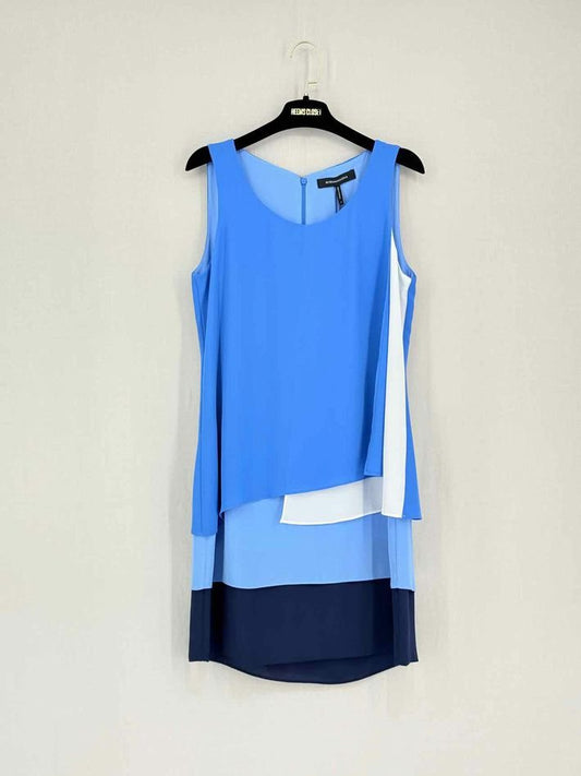Pre-loved BCBG MAXAZRIA Blue & White Size US 4 Short Dress at Reems Closet