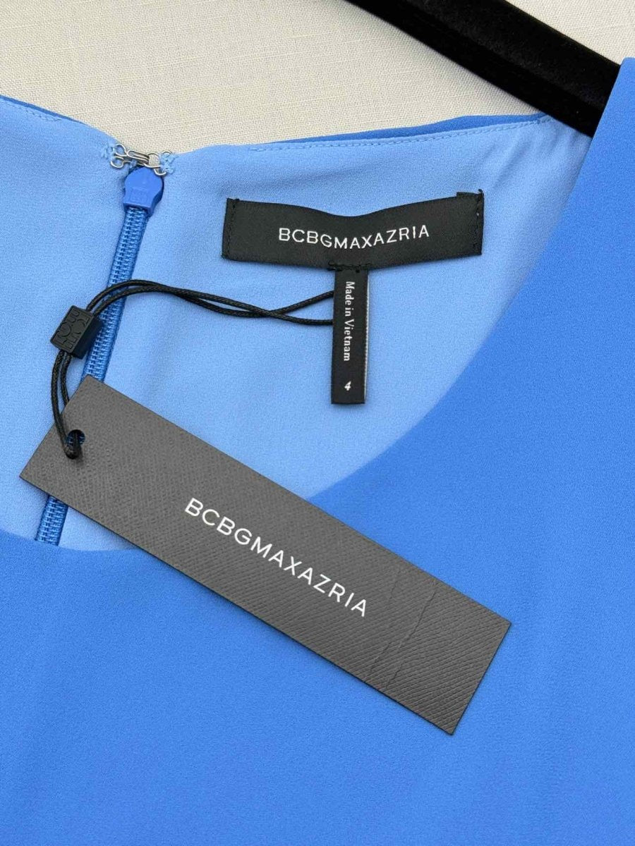Pre-loved BCBG MAXAZRIA Blue & White Size US 4 Short Dress at Reems Closet