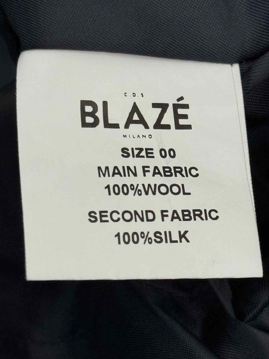 Pre-loved BLAZE MILANO Navy Size Small Blazer at Reems Closet