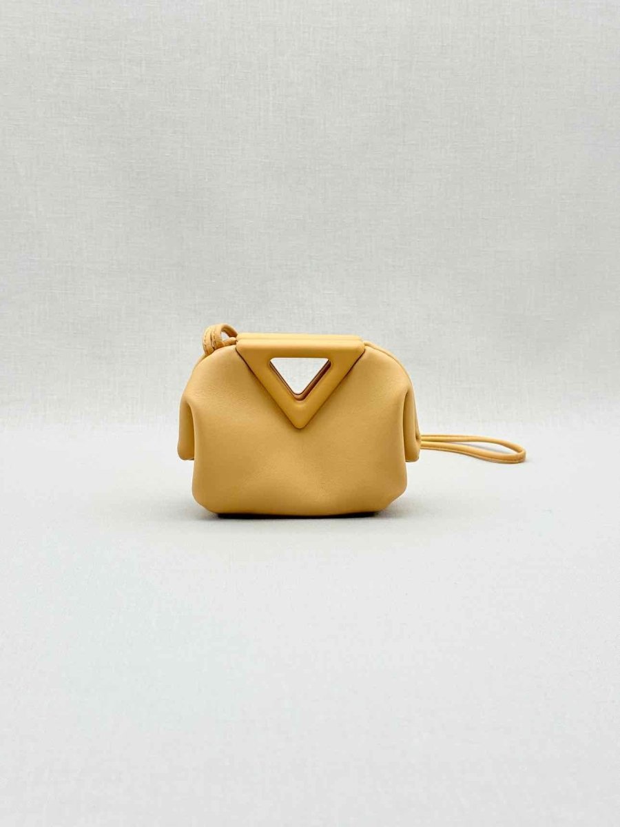 Pre - loved BOTTEGA VENETA Beige Coin Wallet at Reems Closet