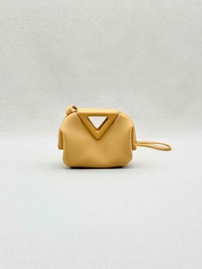 Pre - loved BOTTEGA VENETA Beige Coin Wallet at Reems Closet