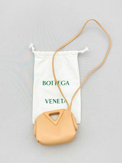 Pre - loved BOTTEGA VENETA Beige Coin Wallet at Reems Closet