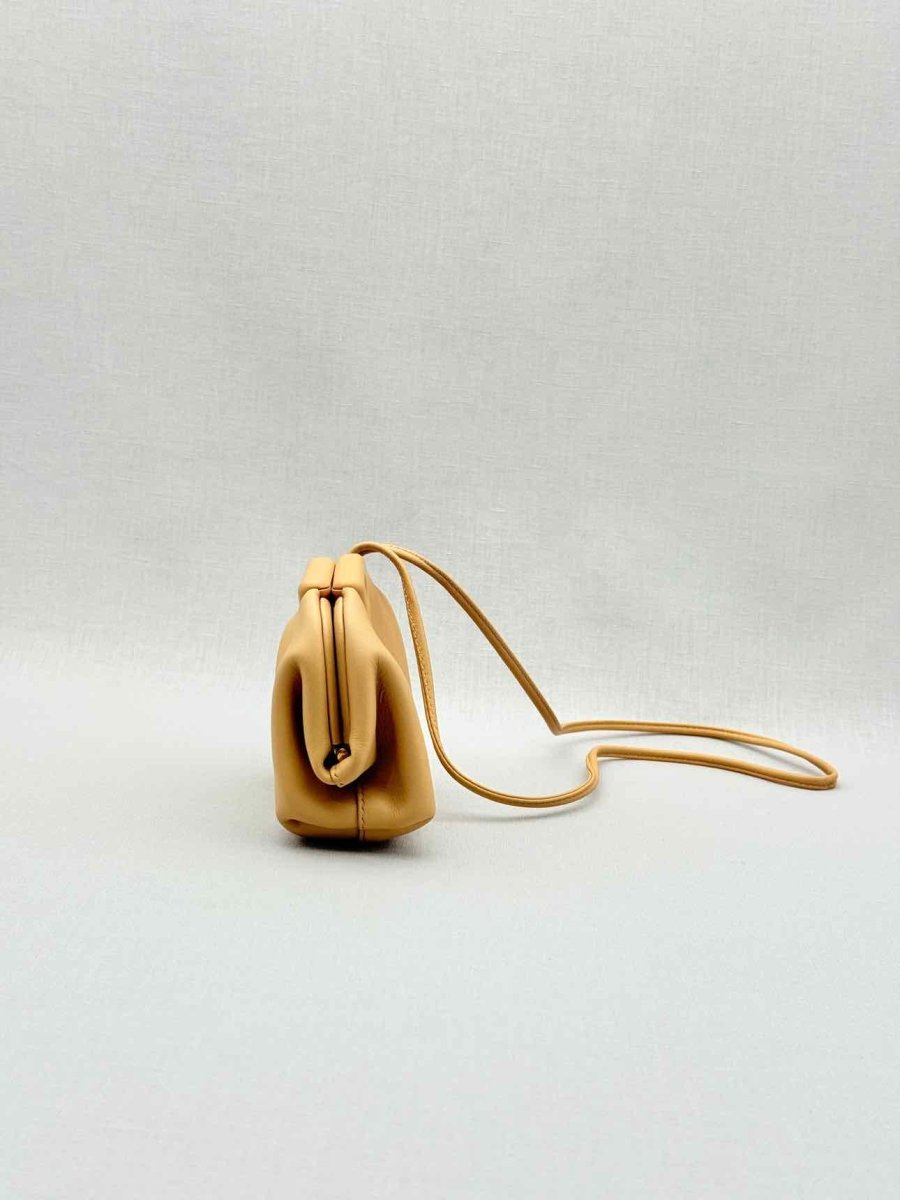 Pre - loved BOTTEGA VENETA Beige Coin Wallet at Reems Closet