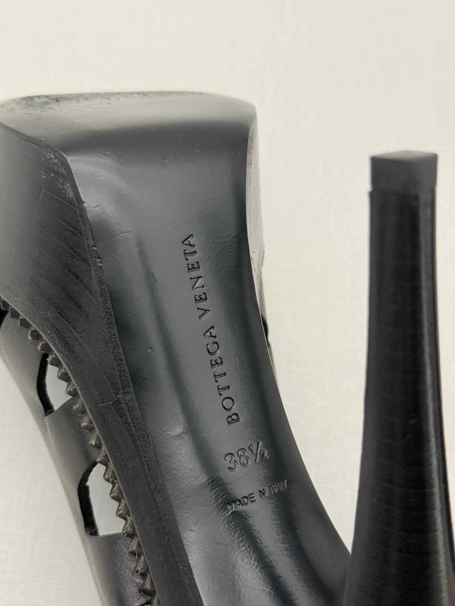 Pre - loved BOTTEGA VENETA Black Size EU 38.5 Slingbacks at Reems Closet