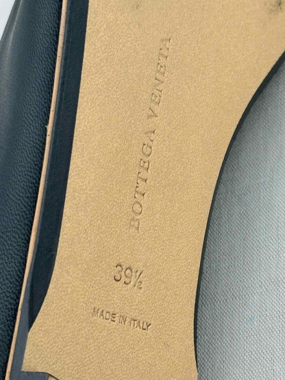 Pre - loved BOTTEGA VENETA Black Size EU 39.5 Flat Shoes at Reems Closet