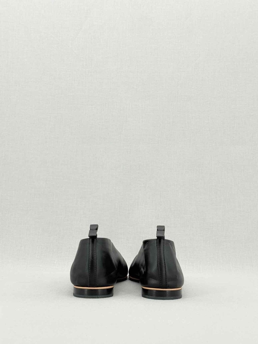 Pre - loved BOTTEGA VENETA Black Size EU 39.5 Flat Shoes at Reems Closet