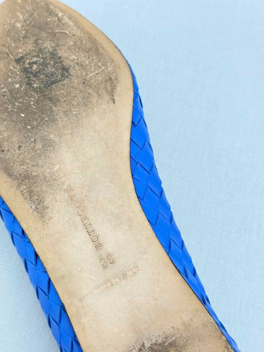 Pre - loved BOTTEGA VENETA Blue Intrecciato Size EU 39 Flats at Reems Closet