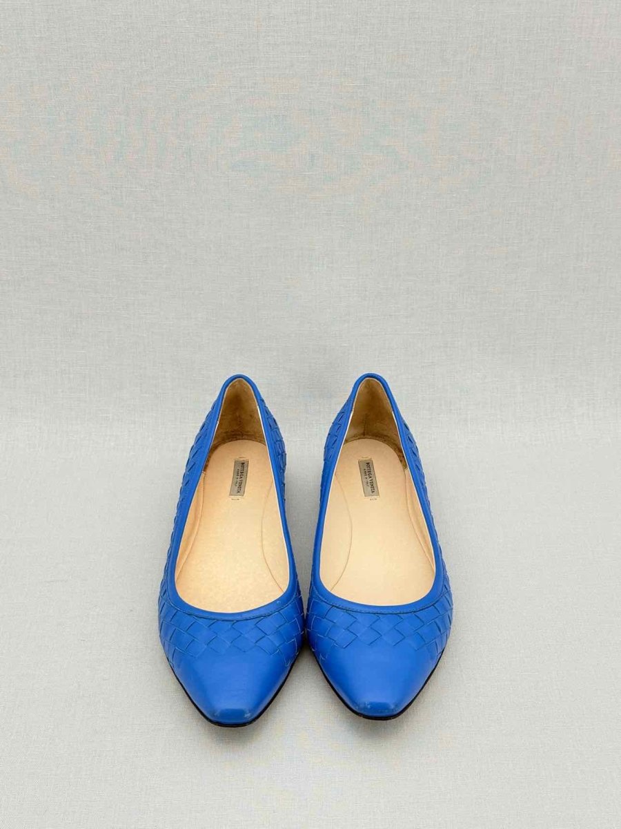 Pre - loved BOTTEGA VENETA Blue Intrecciato Size EU 39 Flats at Reems Closet