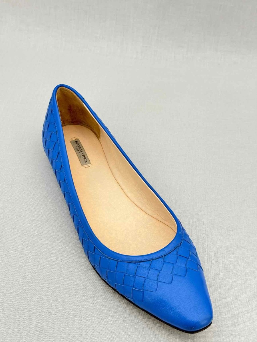 Pre - loved BOTTEGA VENETA Blue Intrecciato Size EU 39 Flats at Reems Closet