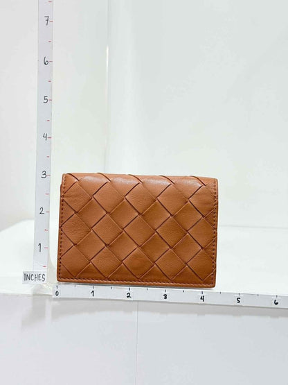 Pre - loved BOTTEGA VENETA Caramel Lattice Compact Wallet at Reems Closet