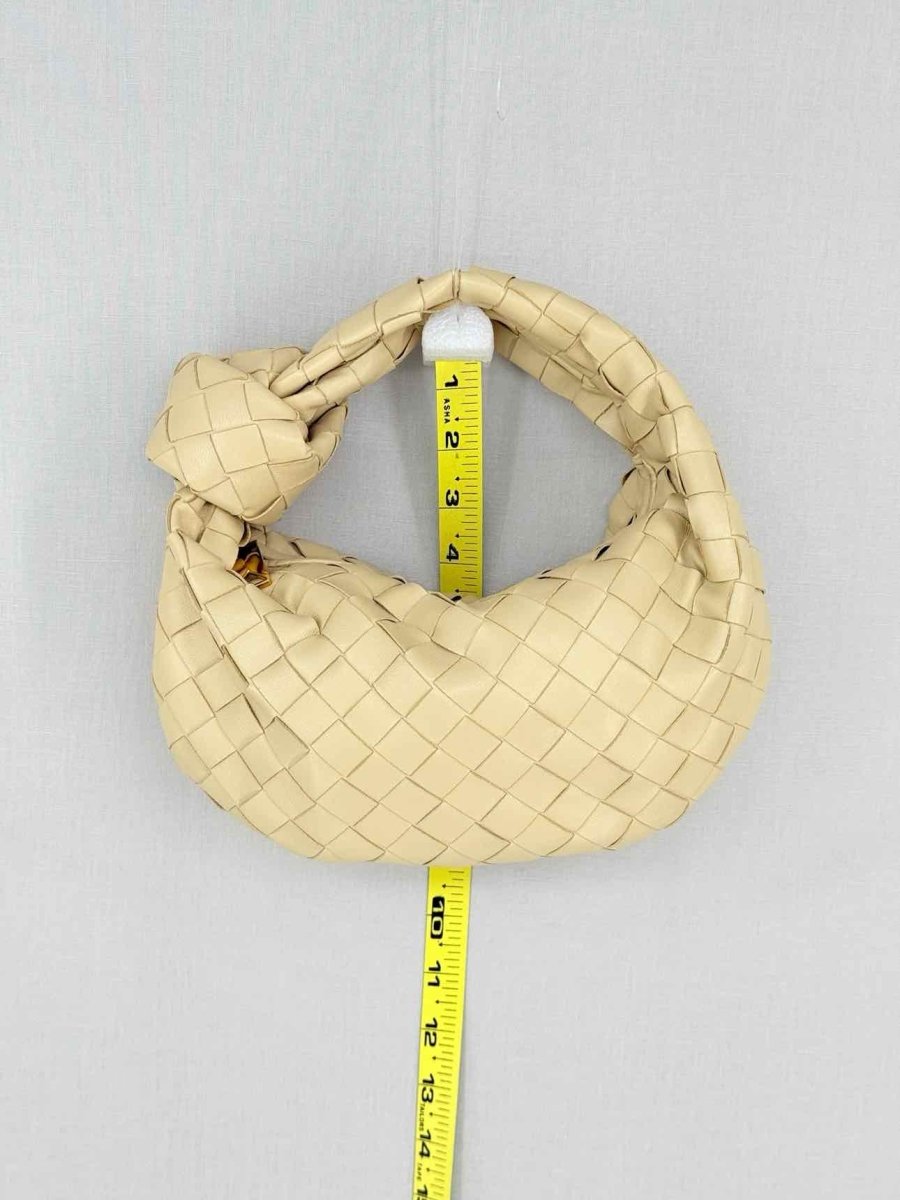 Pre - loved BOTTEGA VENETA Jodie Beige Intrecciato Hobo bag at Reems Closet