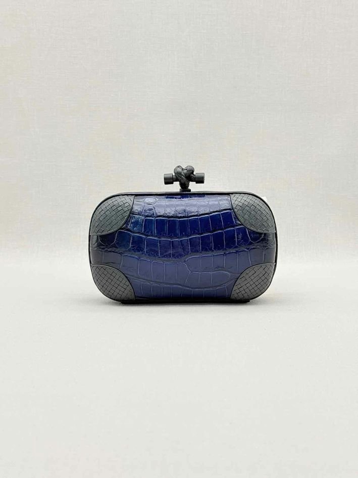 Pre-loved BOTTEGA VENETA Knot Royal Blue Clutch at Reems Closet