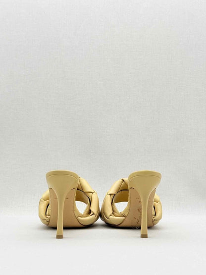 Pre - loved BOTTEGA VENETA Lido Beige Size EU 38.5 Mules at Reems Closet