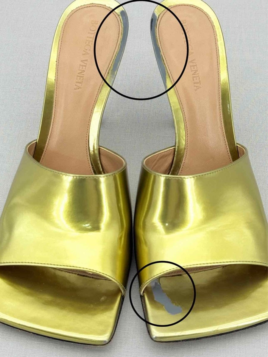 Pre - loved BOTTEGA VENETA Metallic Gold Size EU 39 Heeled Sandals at Reems Closet