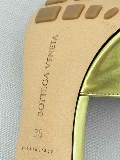 Pre - loved BOTTEGA VENETA Metallic Gold Size EU 39 Heeled Sandals at Reems Closet