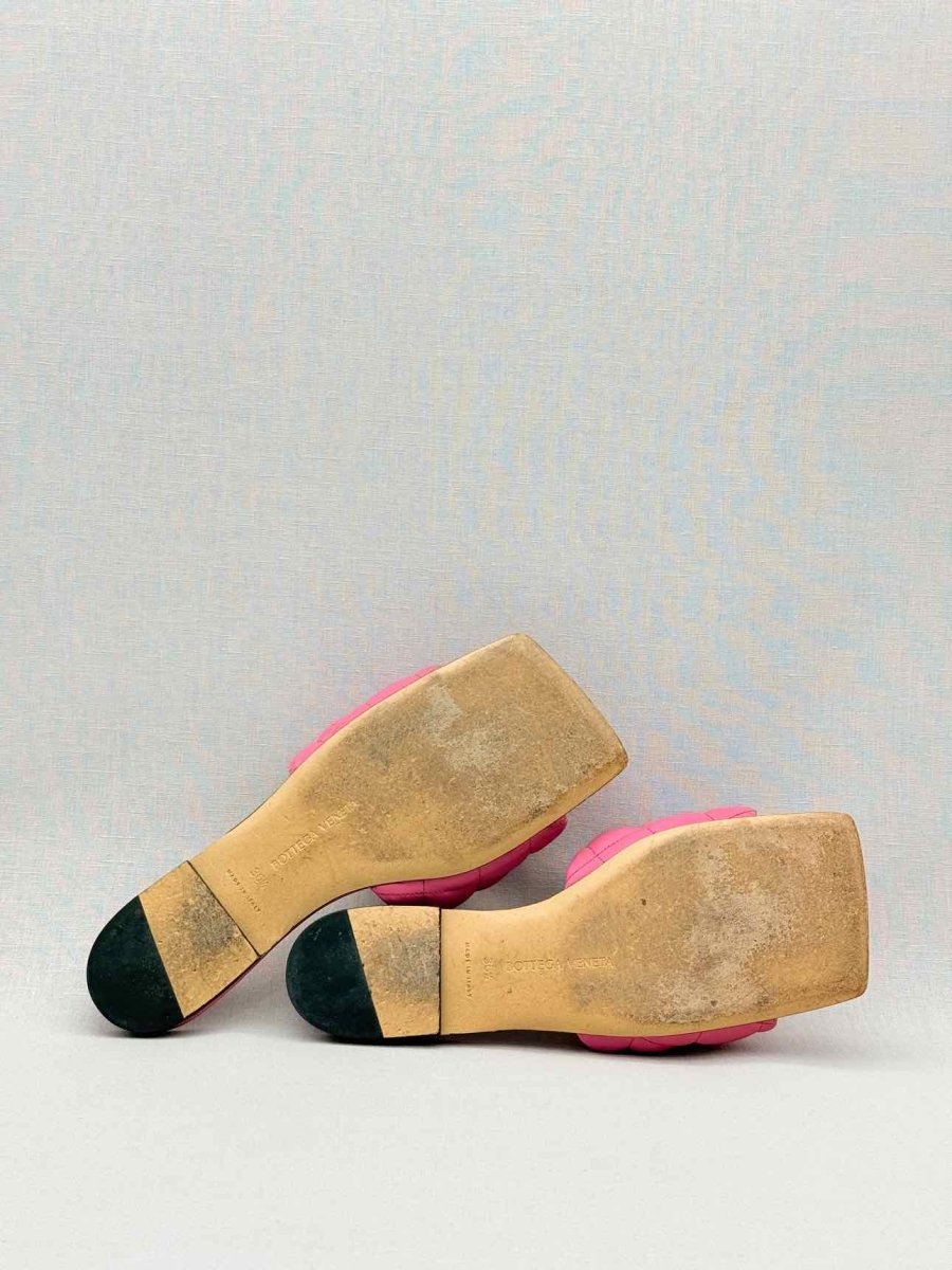 Pre - loved BOTTEGA VENETA Pink Size EU 36.5 Flat Shoes at Reems Closet