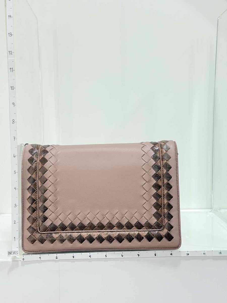 Pre - loved BOTTEGA VENETA Pink Woven Shoulder Bag at Reems Closet