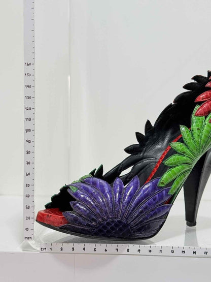 Pre - loved BOTTEGA VENETA Red Multicolor Floral Size EU 39 Pumps at Reems Closet