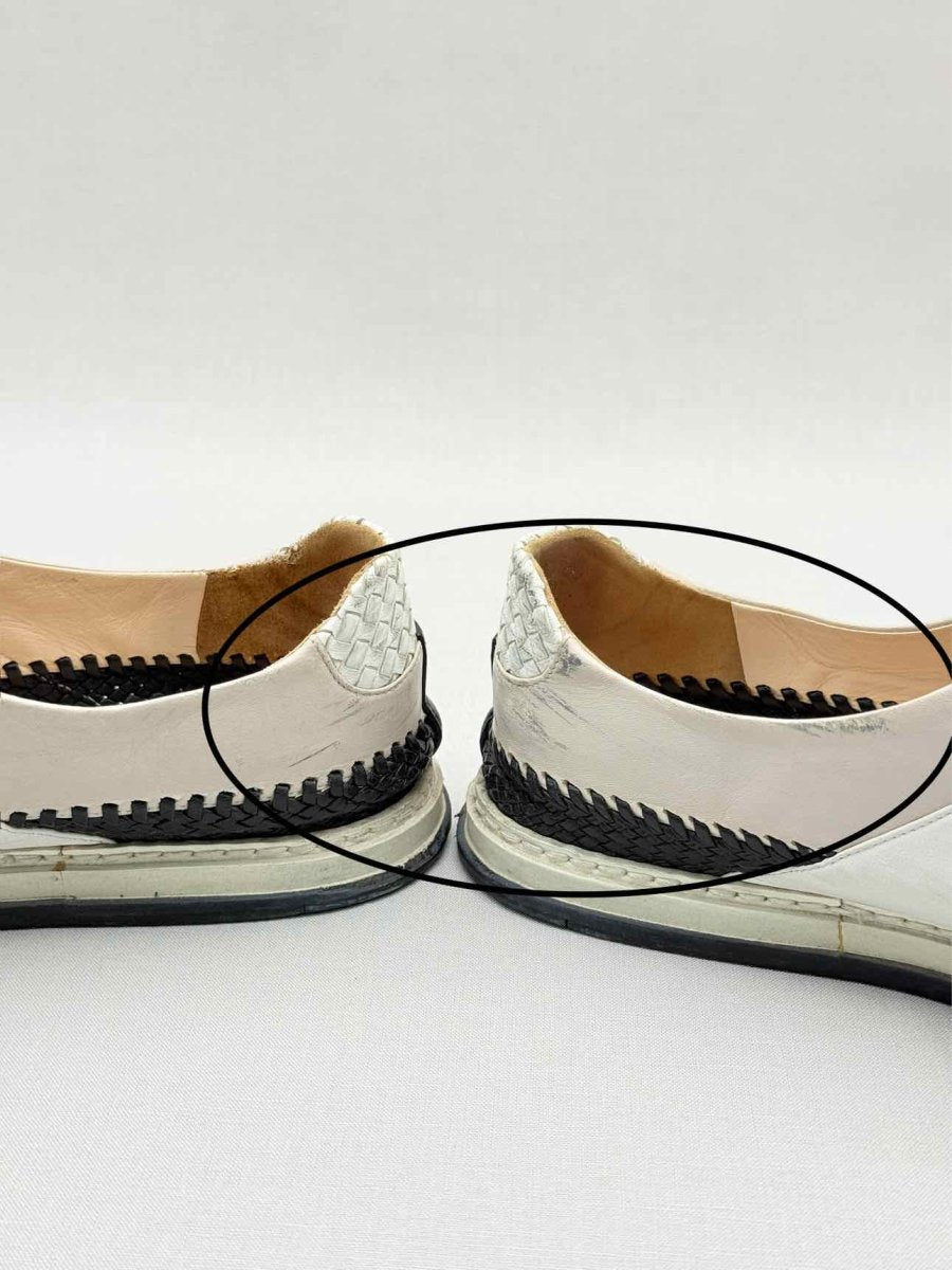 Pre - loved BOTTEGA VENETA Size EU 40 Sneakers at Reems Closet