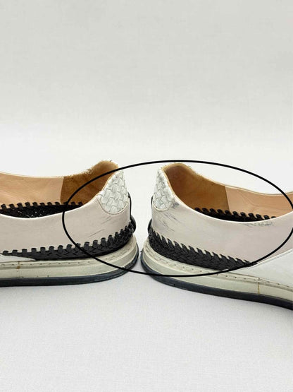 Pre - loved BOTTEGA VENETA Size EU 40 Sneakers at Reems Closet