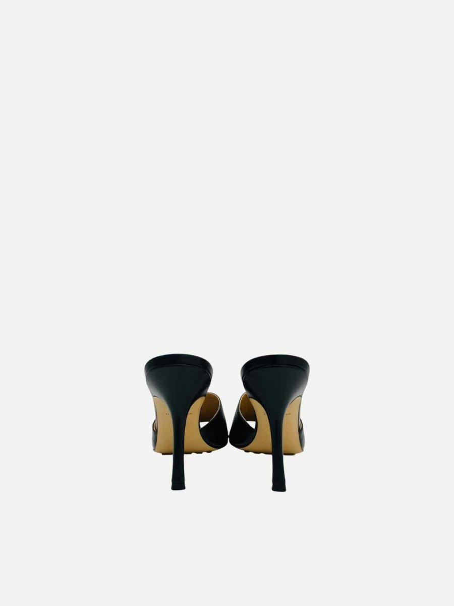 Pre - loved BOTTEGA VENETA Stretch Black Size EU 39 Mules at Reems Closet