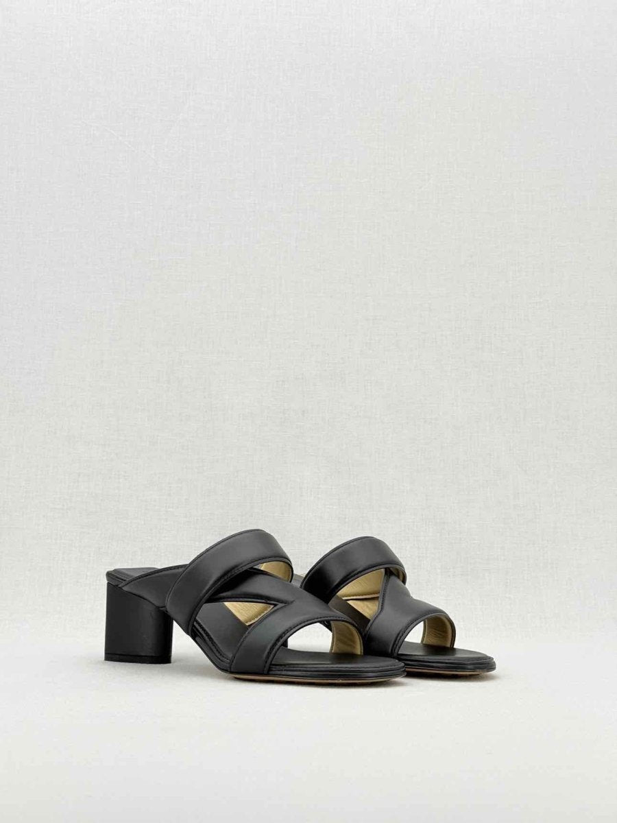 Pre - loved BOTTEGA VENETA The Band Black Size EU 38 Sandals at Reems Closet