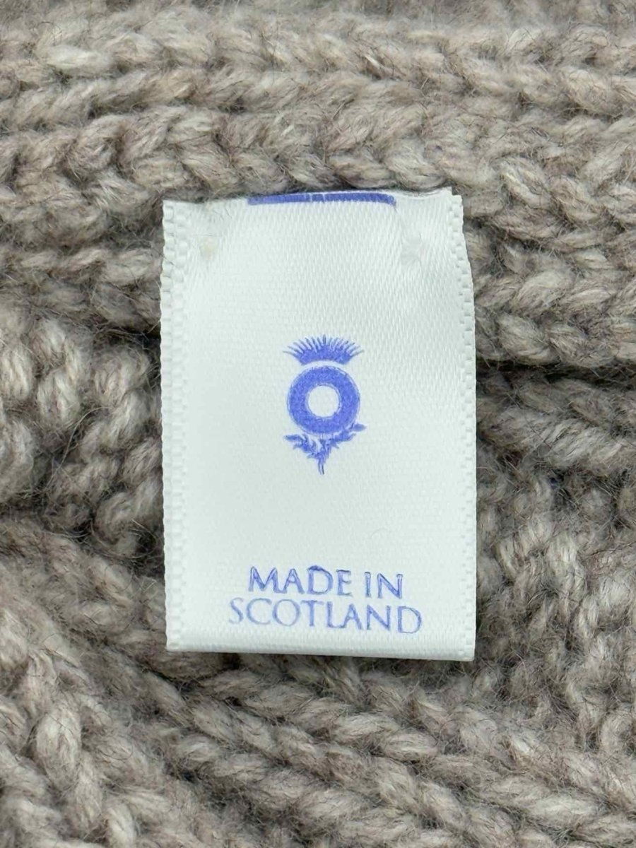 Pre - loved BRORA Grey Knit Beanie at Reems Closet