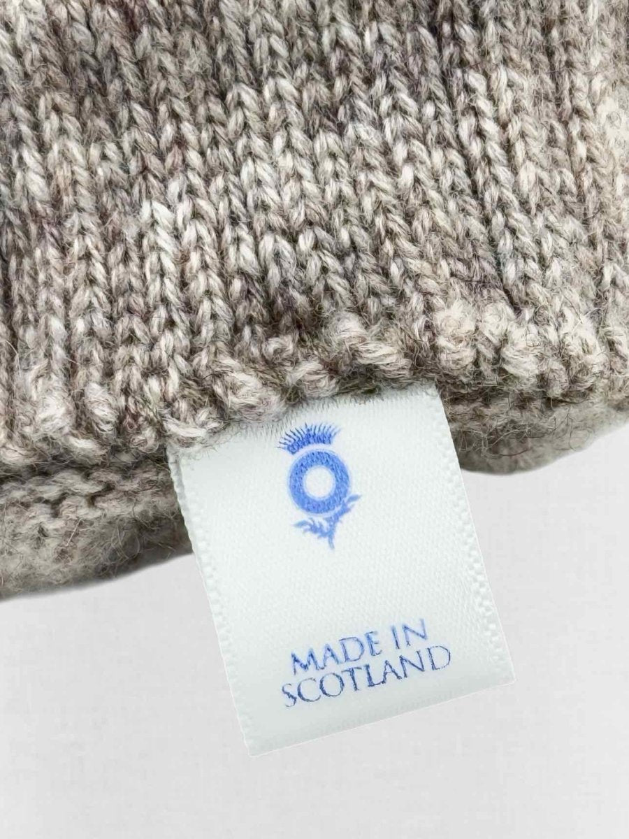 Pre - loved BRORA Grey Knit Gloves at Reems Closet