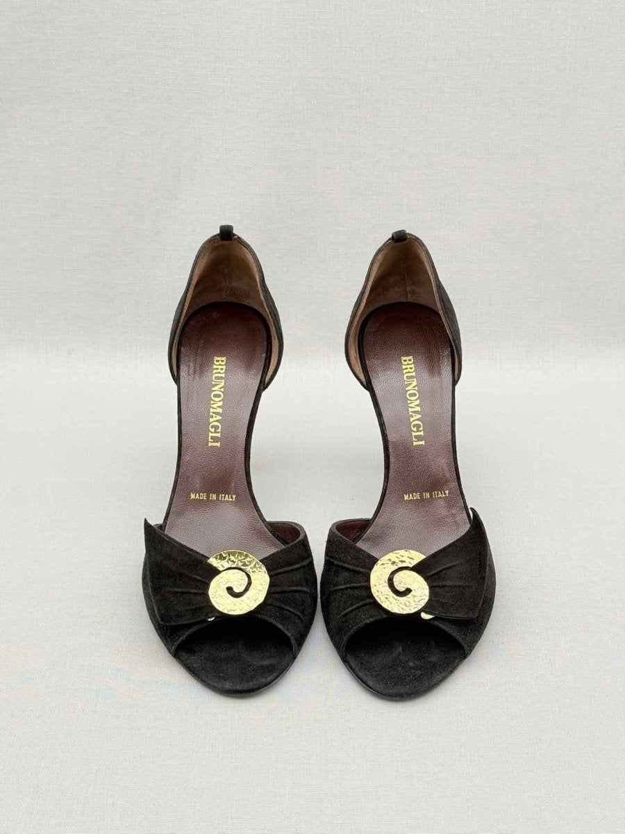 Pre-loved BRUNO MAGLI Vintage Black Size EU 38 Pumps at Reems Closet