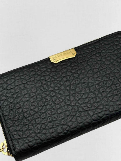 Pre-loved BURBERRY Black Continental Wallet at Reems Closet