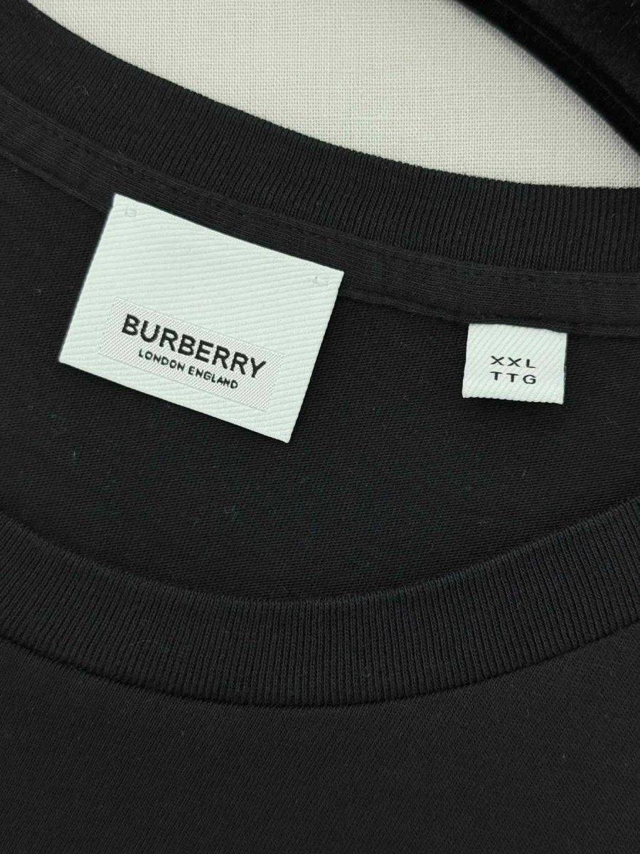 Pre - loved BURBERRY Black Logo Size XXLarge T-shirt at Reems Closet