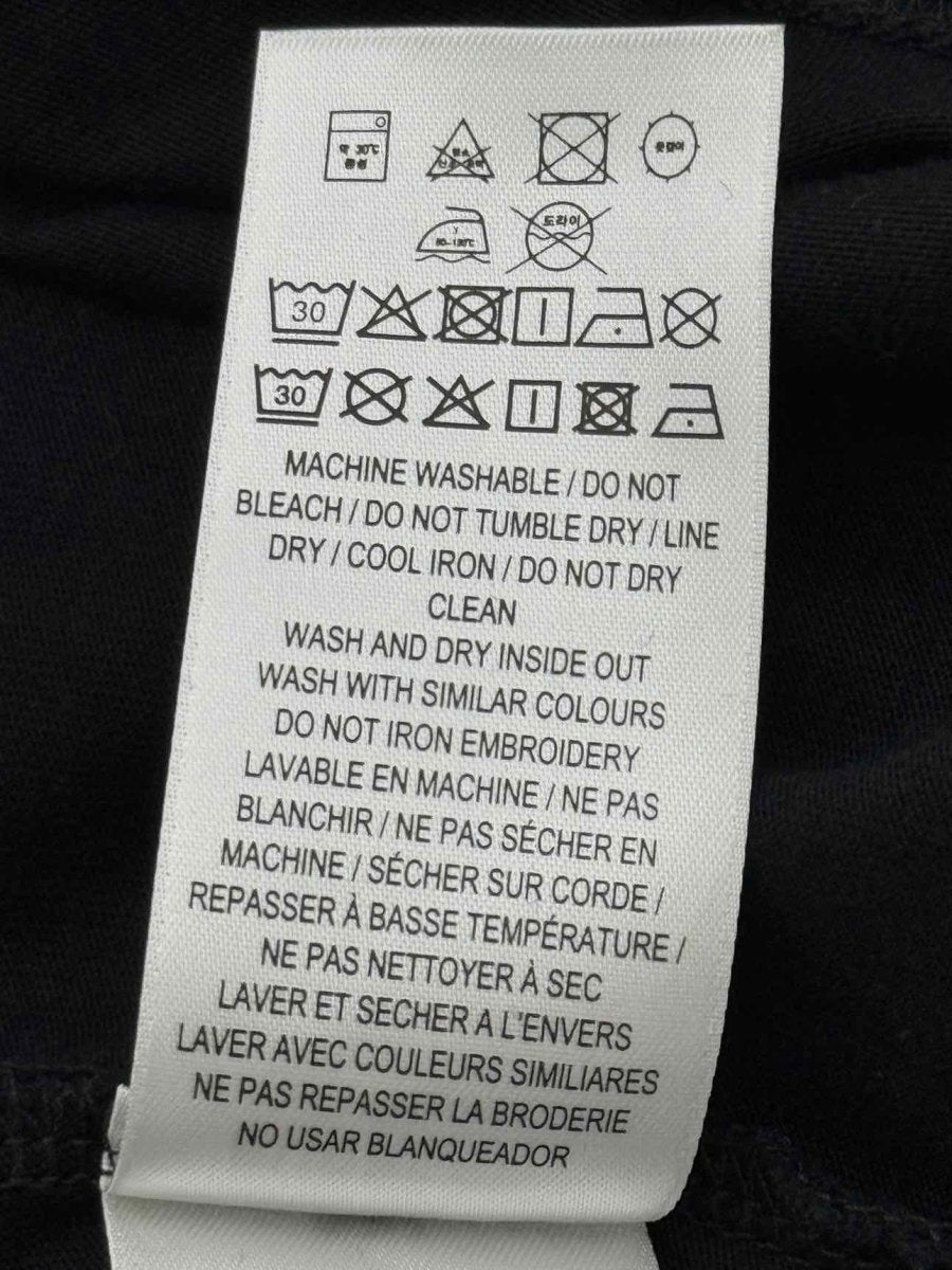 Pre - loved BURBERRY Black Logo Size XXLarge T-shirt at Reems Closet