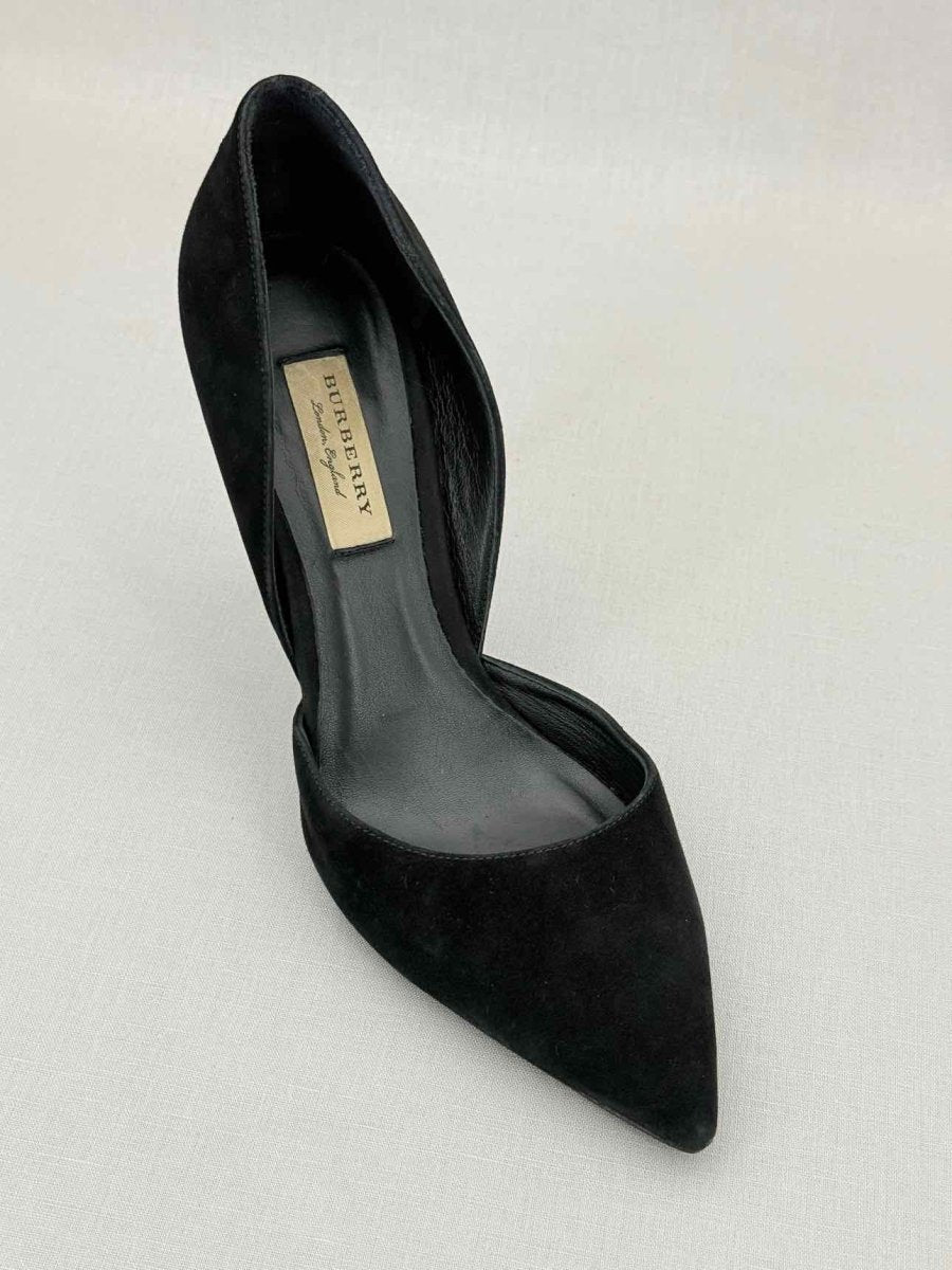 Pre - loved BURBERRY Black Size EU 39.5 Pumps at Reems Closet