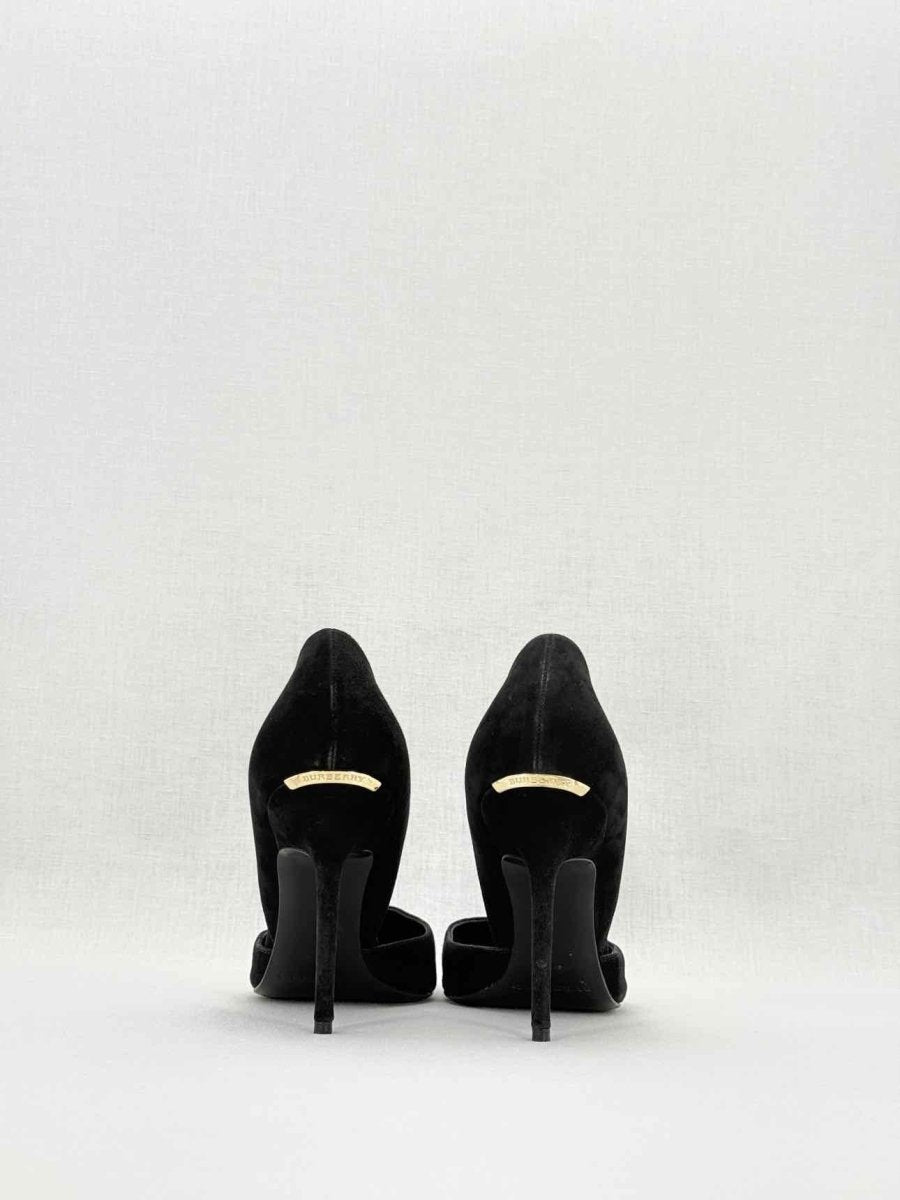 Pre - loved BURBERRY Black Size EU 39.5 Pumps at Reems Closet