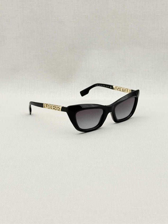 Pre-loved BURBERRY Black Sunglasses at Reems Closet