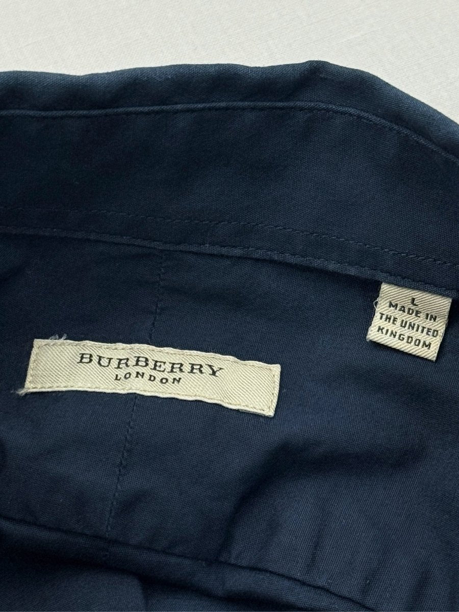 Pre - loved BURBERRY Blue Size Large Shirt at Reems Closet