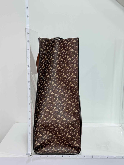 Pre - loved BURBERRY Brown Monogram Tote Bag at Reems Closet