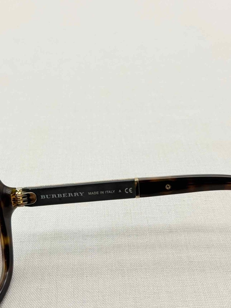Pre-loved BURBERRY Dark brown Sunglasses at Reems Closet