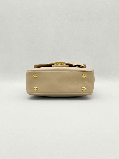 Pre-loved BURBERRY DK88 Beige Top Handle at Reems Closet