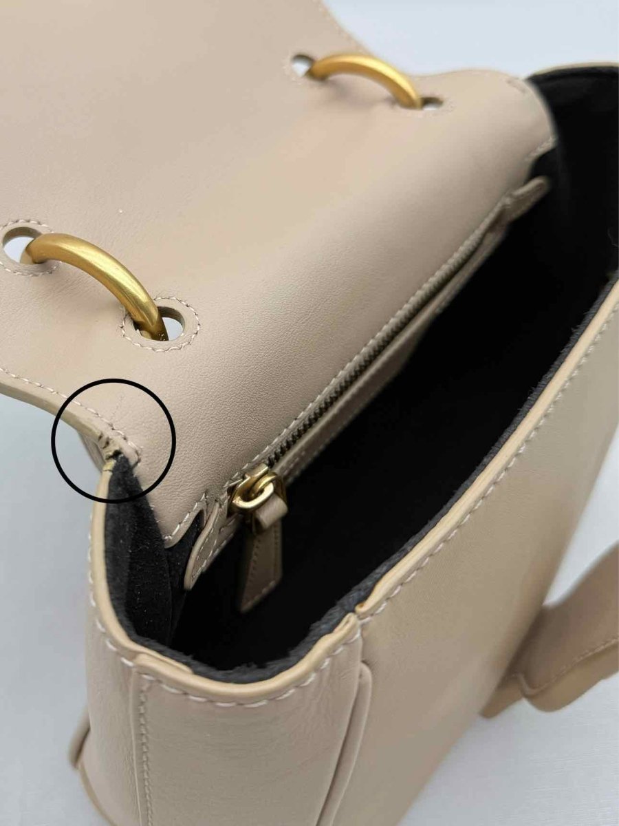 Pre-loved BURBERRY DK88 Beige Top Handle at Reems Closet
