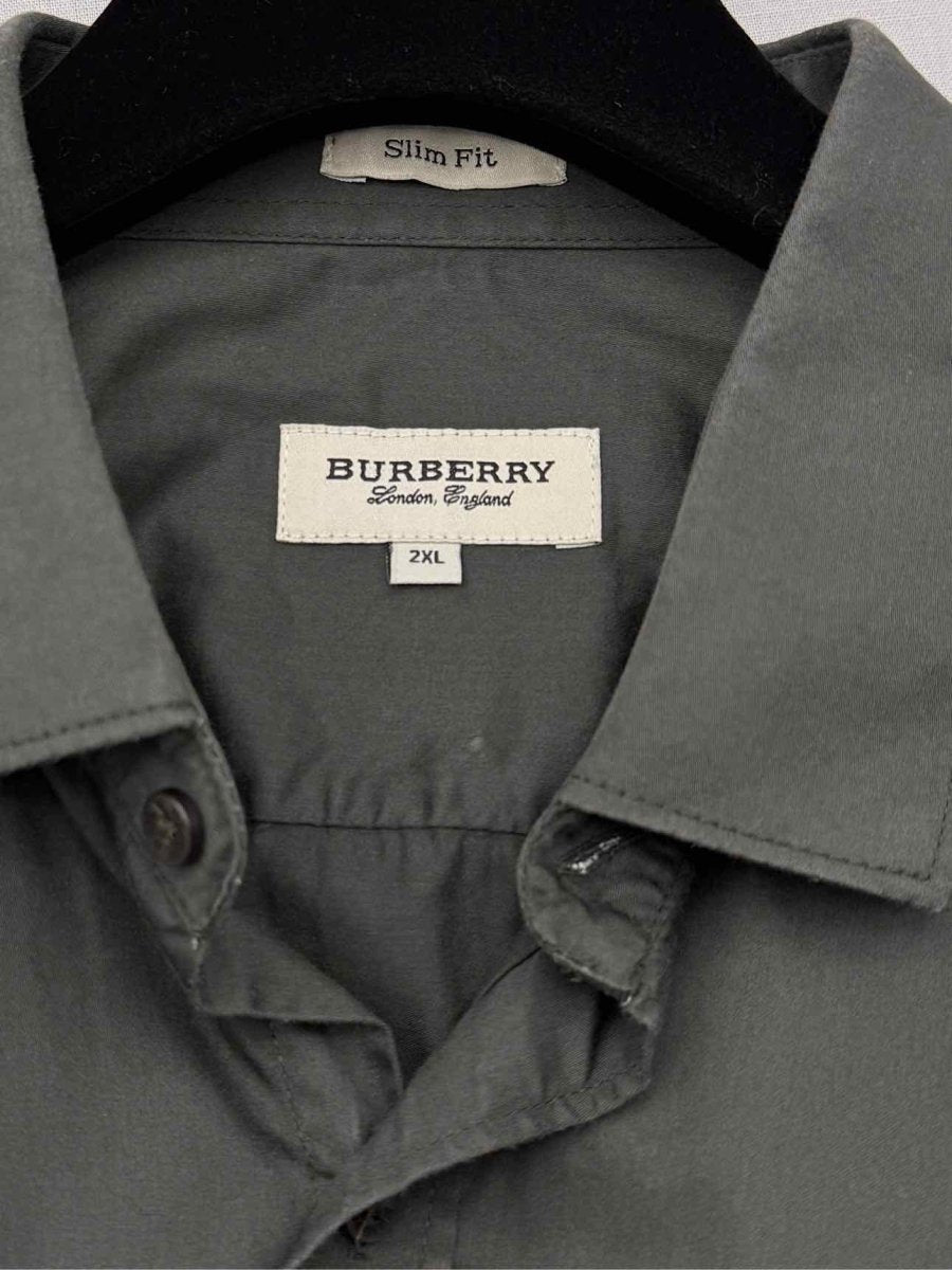 Pre-loved BURBERRY Khaki Embroidered TB Logo Size 2XL Shirt at Reems Closet
