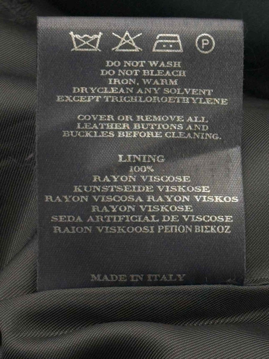 Pre - loved BURBERRY Navy Blue Size US 2 Coat at Reems Closet