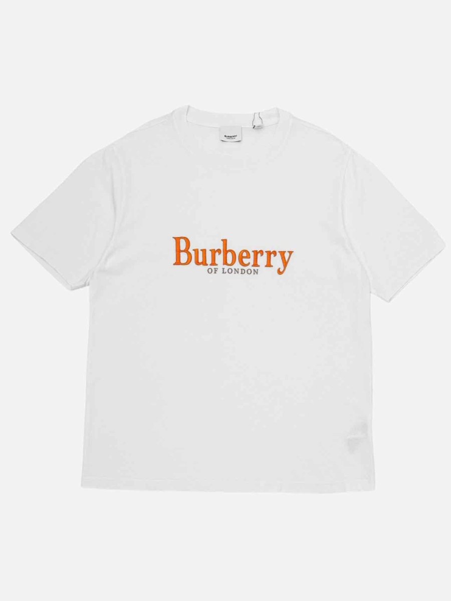 Pre - loved BURBERRY White Logo T - shirt at Reems Closet