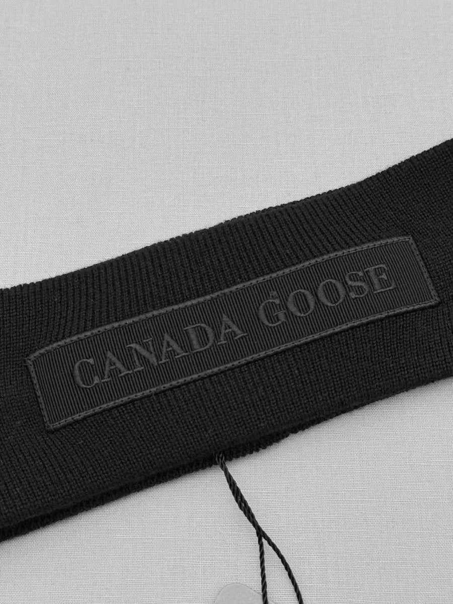 Pre - loved CANADA GOOSE Black Headband at Reems Closet