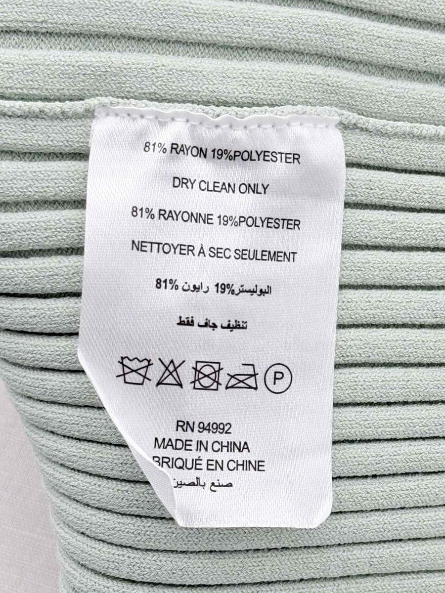 Pre - loved CAPSULE Green Size Large Midi Skirt at Reems Closet