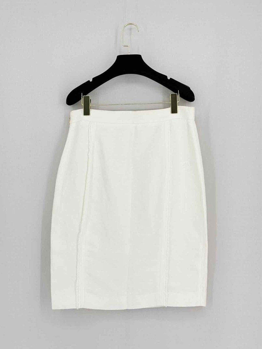 Pre - loved CAROLINA HERRERA Cream Size Large Knee Length Skirt at Reems Closet