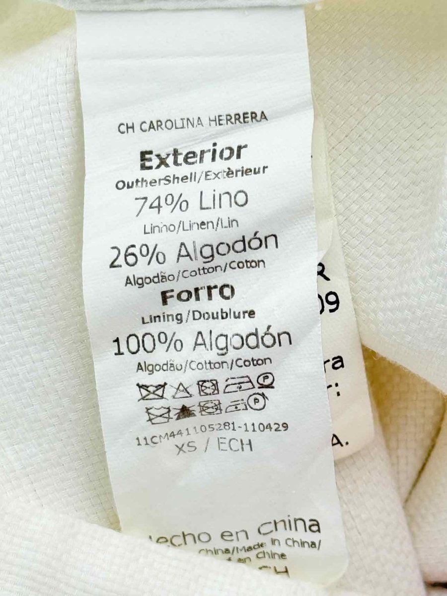 Pre - loved CAROLINA HERRERA Off - white Pleated Size XSmall Blouse at Reems Closet