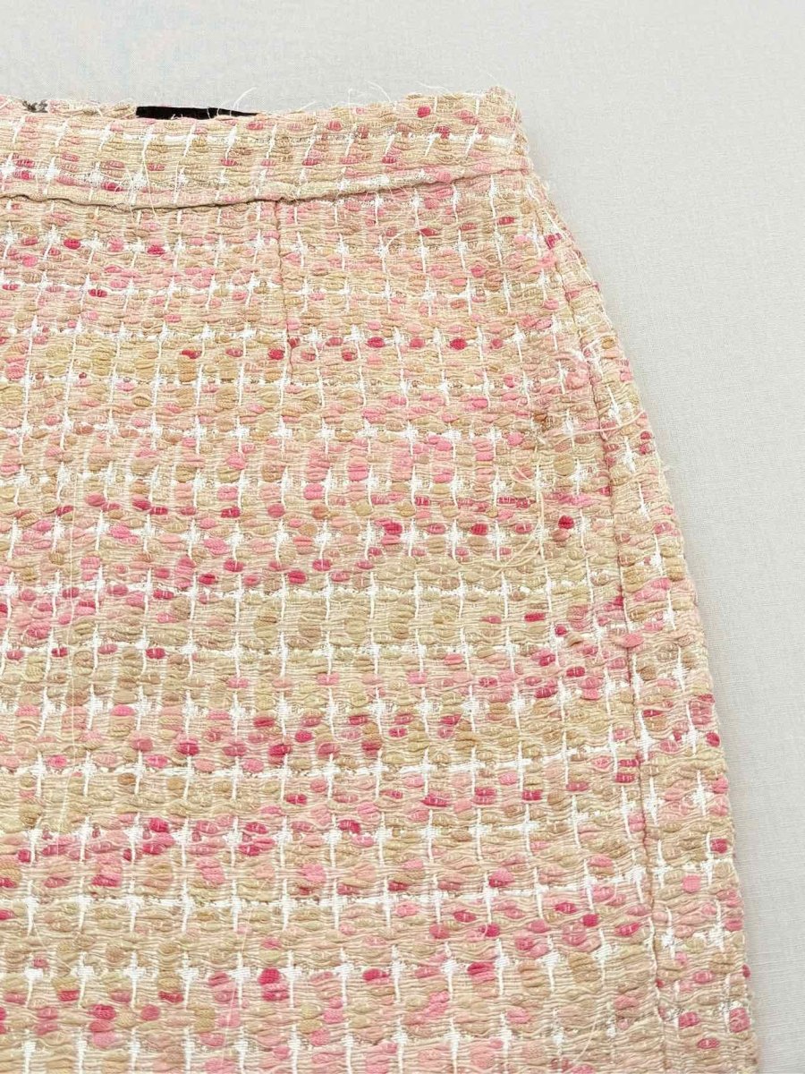 Pre - loved CAROLINA HERRERA Pink Multicolor Size US 10 Mini Skirt at Reems Closet