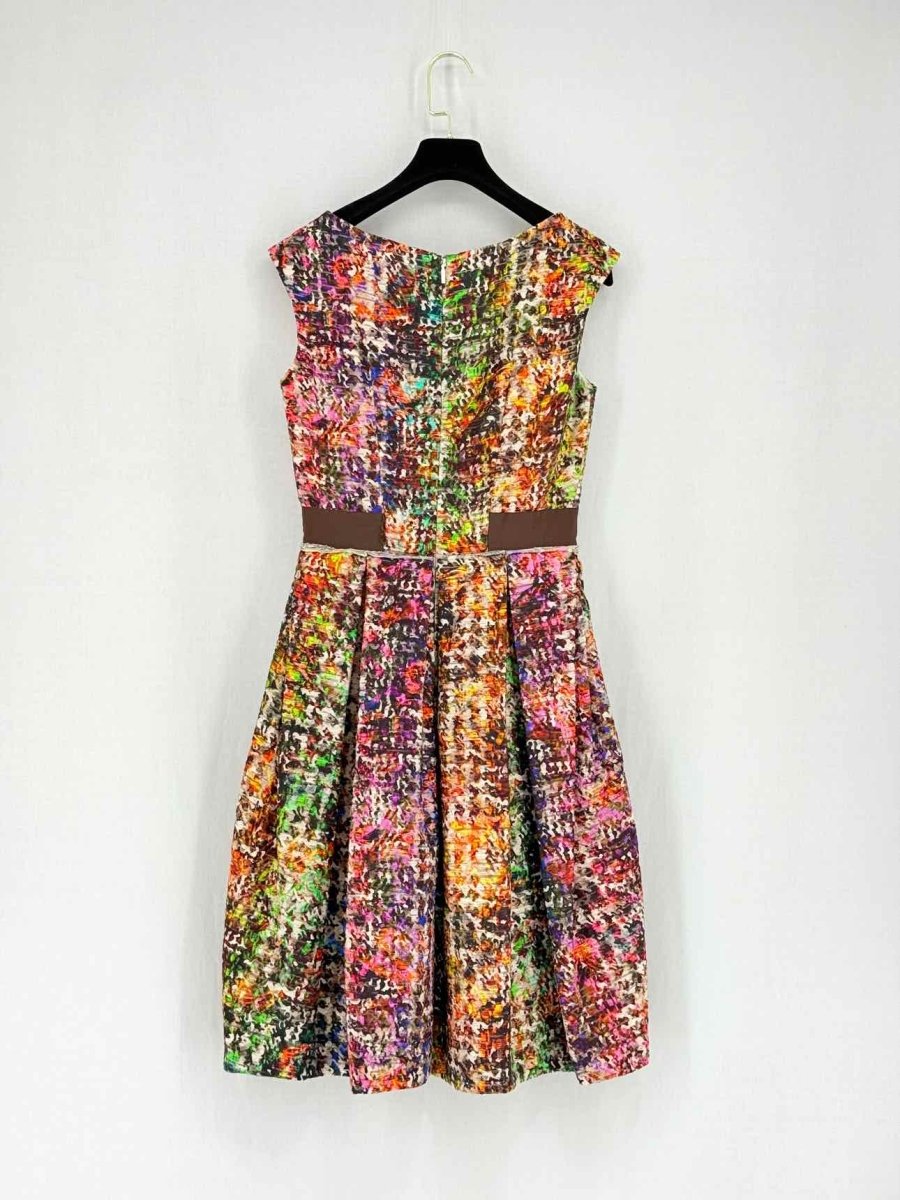 Pre - loved CAROLINA HERRERA Size US 2 Knee Length Dress at Reems Closet